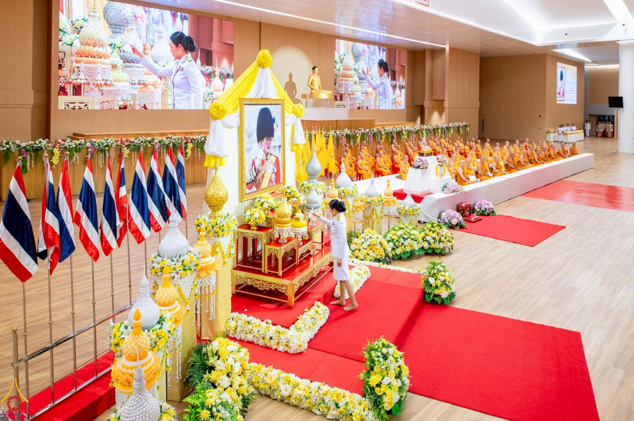 ภาพ No. 234875 : พิธีเจริญพระพุทธมนต์ ปฎิบัติธรรมเจริญสมาธิภาวนา และพิธีทำบุญตักบาตร เพื่อถวายเป็นพระราชกุศลแด่พระบาทสมเด็จพระวชิรเกล้าเจ้าอยู่หัว เนื่องในโอกาสวันเฉลิมพระชนมพรรษา 28 กรกฎาคม พ.ศ. 2568 ณ ห้องแก้วสารพัดนึก 2 วัดพระธรรมกาย อ.คลองหลวง จ.ปทุมธานี