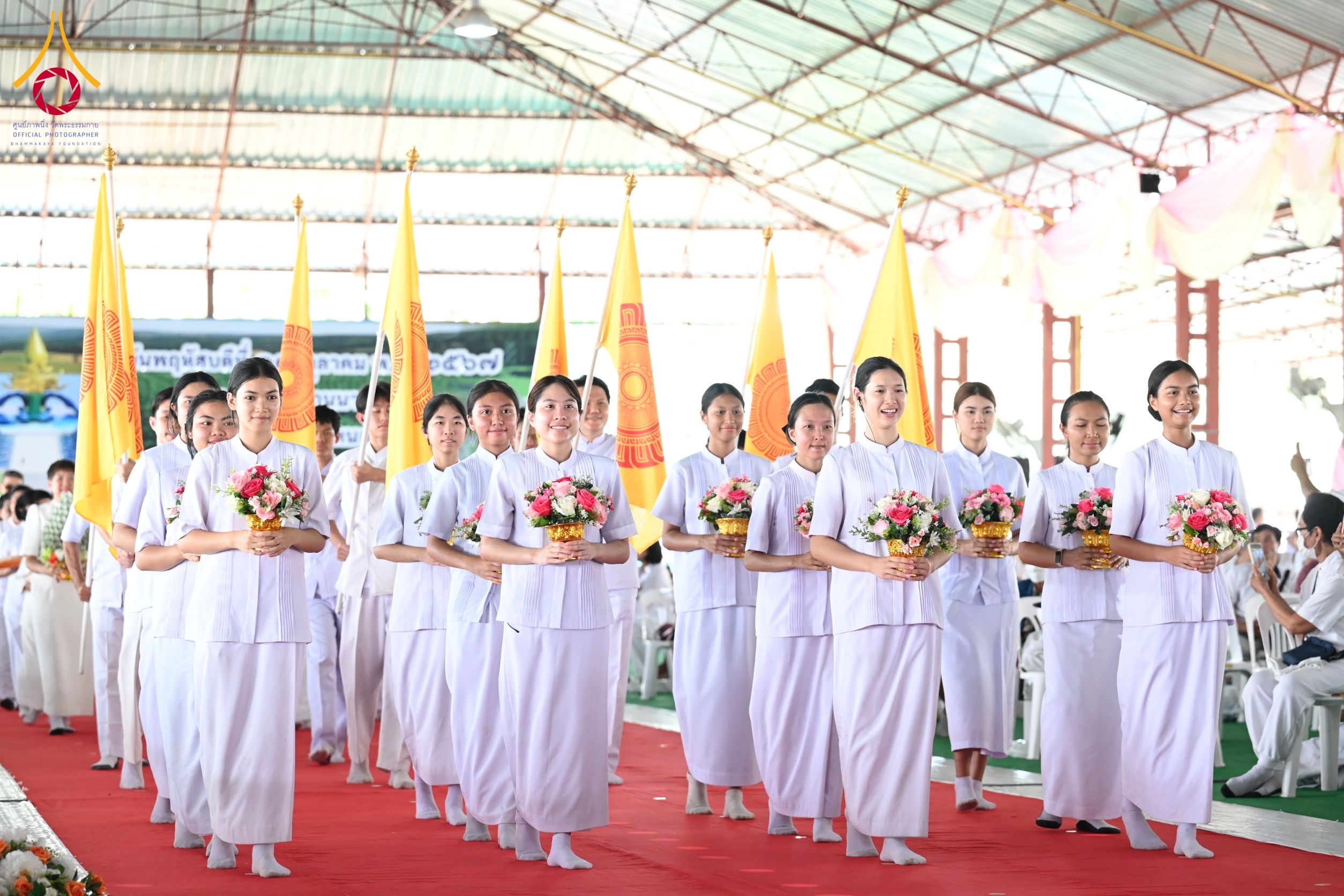 ภาพ No. 161990 : พิธีทอดผ้าป่า ในวันออกพรรษา ณ พุทธอุทยานนานาชาติ จังหวัดหนองคาย วันพฤหัสบดีที่ 17 ตุลาคม พ.ศ. 2567