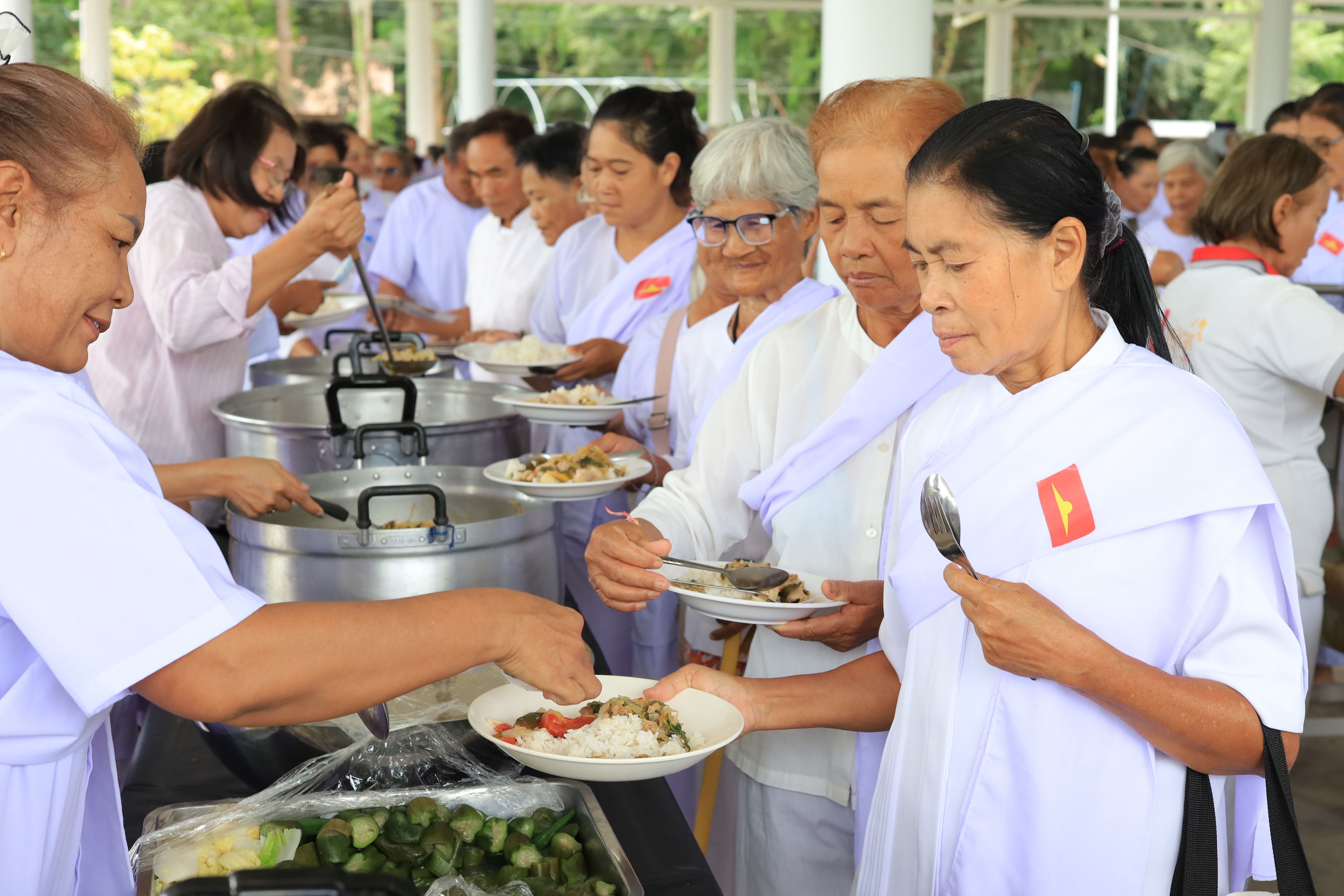 ภาพ No. 349265 : โครงการอุบาสกแก้ว อุบาสิกาแก้ว รุ่นที่ 1 ณ ศูนย์ปฏิบัติธรรมจังหวัดบุรีรัมย์ วันที่ 11-13 กันยายน พ.ศ. 2569