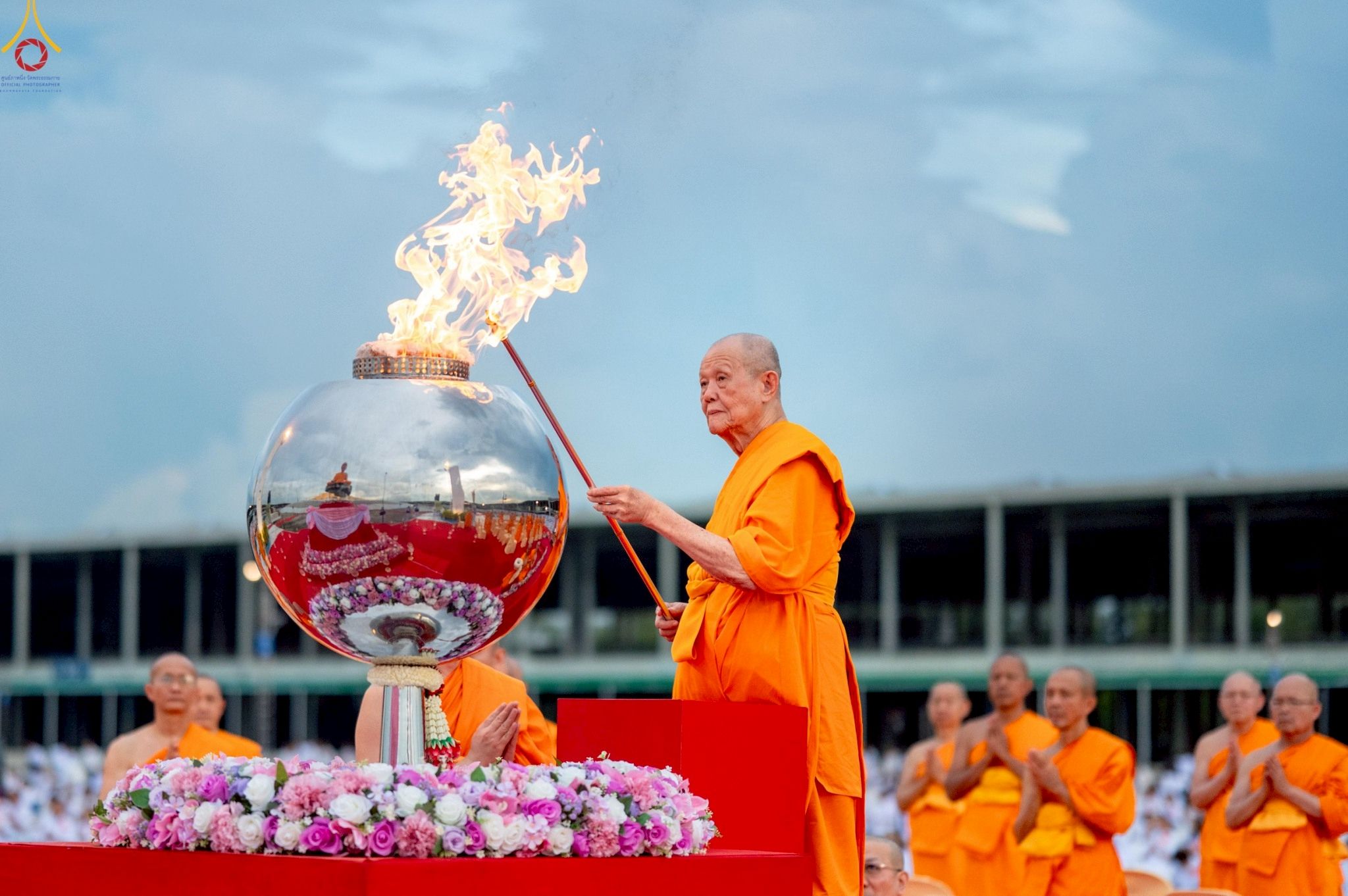 ภาพ No. 252919 : วันที่ 10 ตุลาคม พ.ศ. 2568 พิธีปลูกต้นทรัพย์บานชื่น ณ ลานธรรม วัดพระธรรมกาย