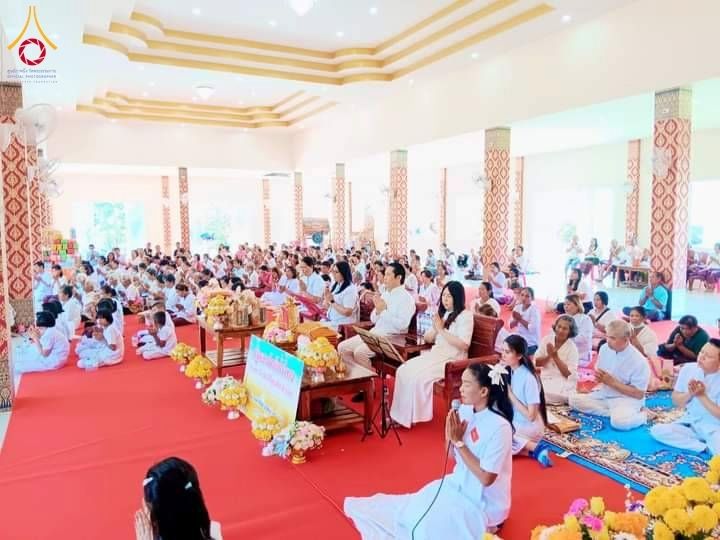 ภาพ No.183115:พิธีทอดกฐิน ณ วัดหัวถนน จ.บุรีรัมย์ ในโครงการทอดกฐินสามัคคีทั่วไทย 30,000 วัด บูชาธรรม 80 ปี หลวงพ่อธัมมชโย โดยคณะศิษยานุศิษย์วัดพระธรรมกาย วันที่ 1 พฤศจิกายน พ.ศ. 2567