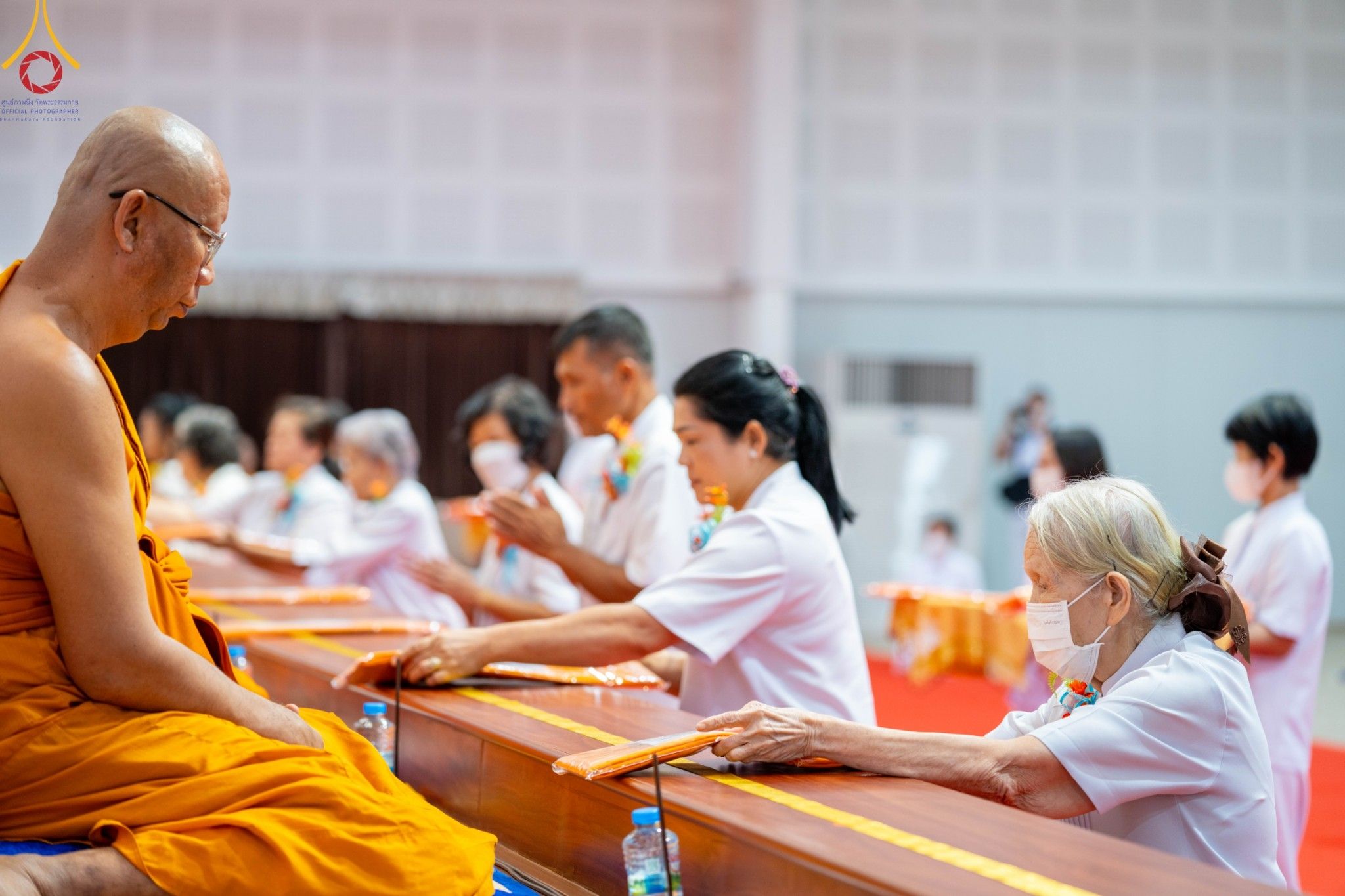 ภาพ No. 87066 : พิธีทักษิณานุปทานแด่บรรพชนตระกูลผ่องสวัสดิ์ และหมู่ญาติที่ล่วงลับไปแล้ว ณ มหาเจดีย์ทัตตชีโว ศูนย์อบรมเยาวชนกาญจนบุรี วันที่ 31 สิงหาคม พ.ศ. 2566