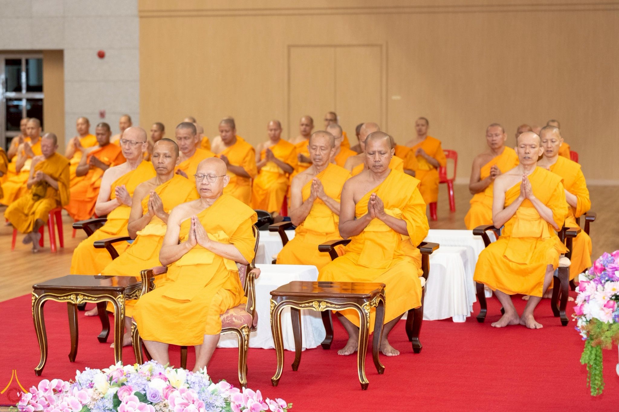 ภาพ No. 234889 : พิธีเจริญพระพุทธมนต์ ปฎิบัติธรรมเจริญสมาธิภาวนา และพิธีทำบุญตักบาตร เพื่อถวายเป็นพระราชกุศลแด่พระบาทสมเด็จพระวชิรเกล้าเจ้าอยู่หัว เนื่องในโอกาสวันเฉลิมพระชนมพรรษา 28 กรกฎาคม พ.ศ. 2568 ณ ห้องแก้วสารพัดนึก 2 วัดพระธรรมกาย อ.คลองหลวง จ.ปทุมธานี
