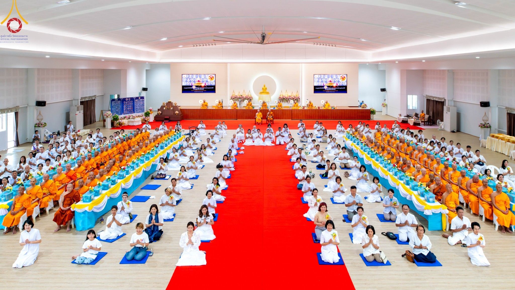 ภาพ No. 87105 : พิธีทักษิณานุปทานแด่บรรพชนตระกูลผ่องสวัสดิ์ และหมู่ญาติที่ล่วงลับไปแล้ว ณ มหาเจดีย์ทัตตชีโว ศูนย์อบรมเยาวชนกาญจนบุรี วันที่ 31 สิงหาคม พ.ศ. 2566