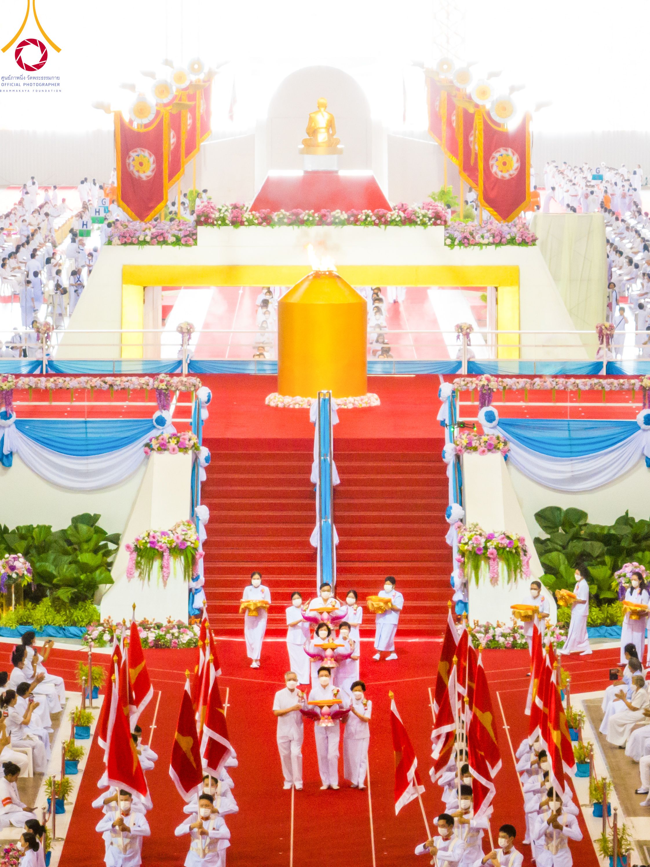 ภาพ No. 89960 : พิธีปฎิบัติธรรมและพิธีทอดผ้าป่าสมทบกฐินครั้งที่ 3 เนื่องใน 139 ปี วันคล้ายวันเกิดด้วยรูปกายเนื้อ พระมงคลเทพมุนี (สด จนฺทสโร) พระผู้ปราบมาร วันอังคารที่ 10 ตุลาคม พ.ศ. 2566 ณ วัดพระธรรมกาย จ.ปทุมธานี