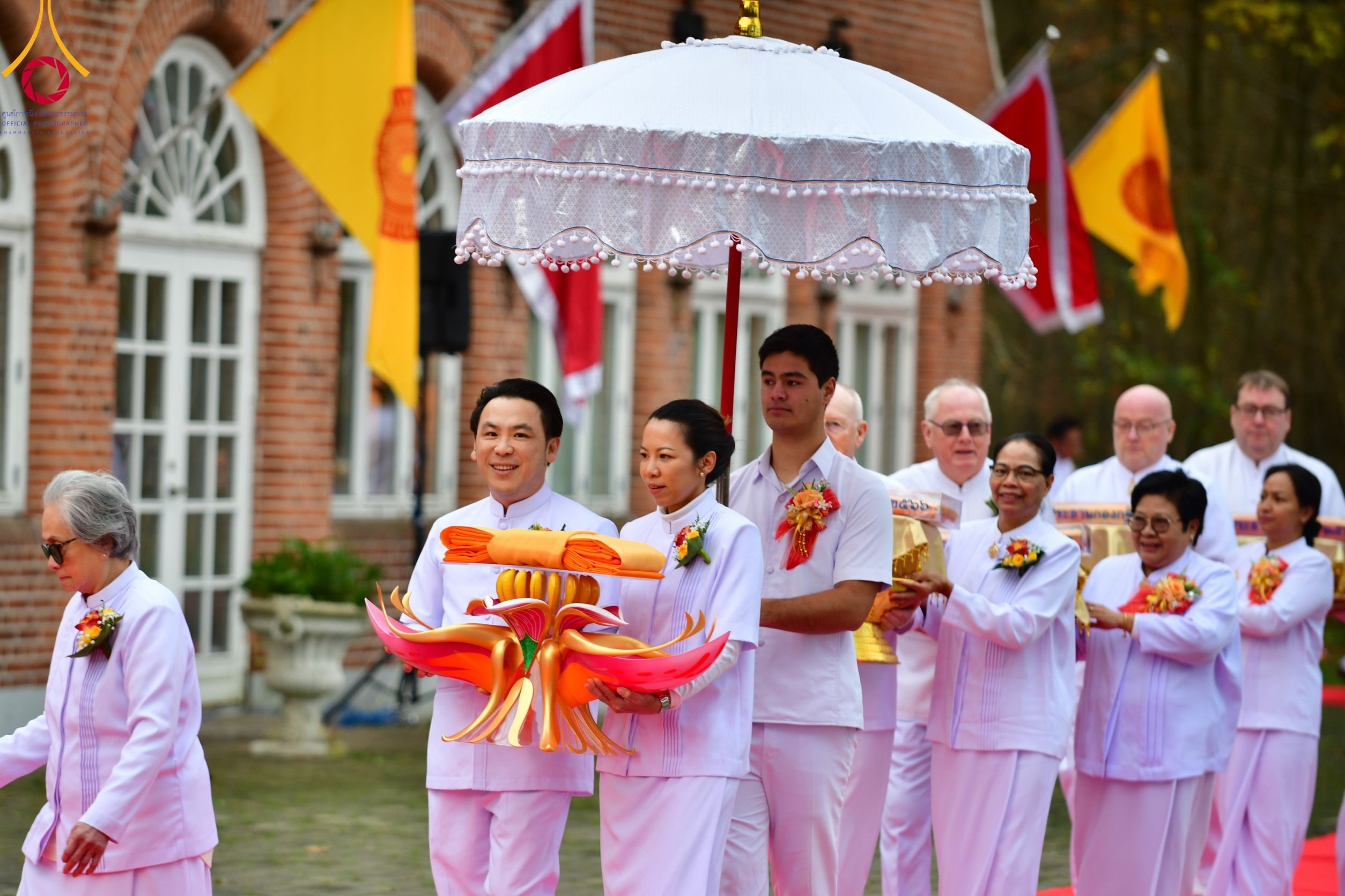 ภาพ No. 98783 : พิธีทอดกฐินสามัคคี เพื่องานเผยแผ่พระพุทธศาสนาวิชชาธรรมกาย ณ วัดพระธรรมกายคอร์ซัวร์ ลุสท์สโกว ประเทศเดนมาร์ก วันเสาร์ที่ 25 พฤศจิกายน พ.ศ. 2566