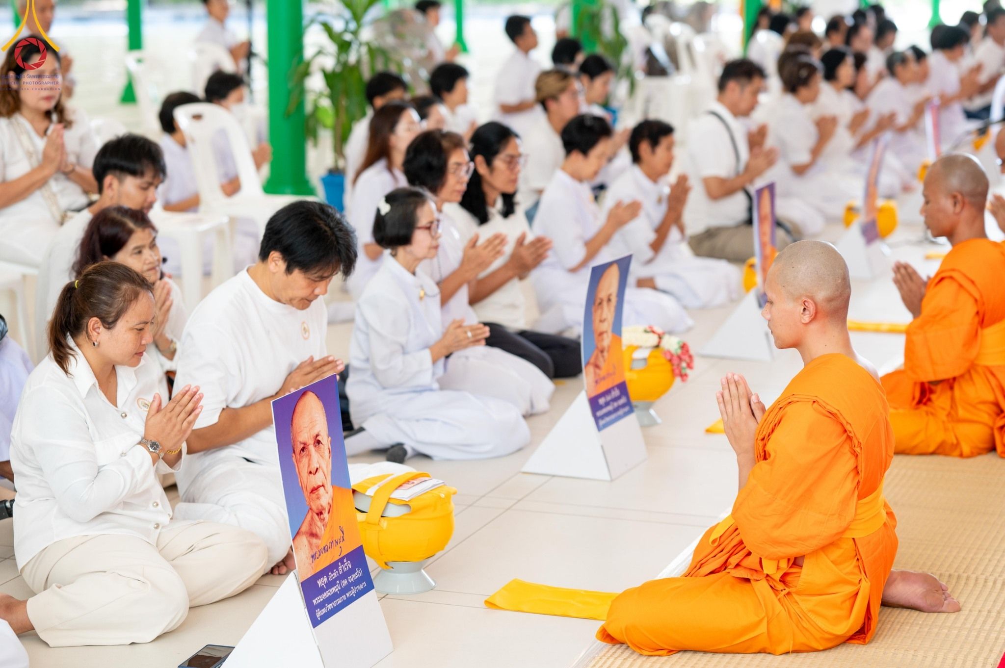 ภาพ No. 159822 : พิธีตัดปอยผมปลงผมนาคธรรมทายาท, พิธีบรรพชาอุปสมบทหมู่ โครงการอุปสมบทหมู่บูชาธรรม 140 ปี พระมงคลเทพมุนี (สด จนฺทสโร) ณ โบสถ์พระไตรปิฏก วัดพระธรรมกาย วันเสาร์ที่ 5 ตุลาคม พ.ศ. 2567