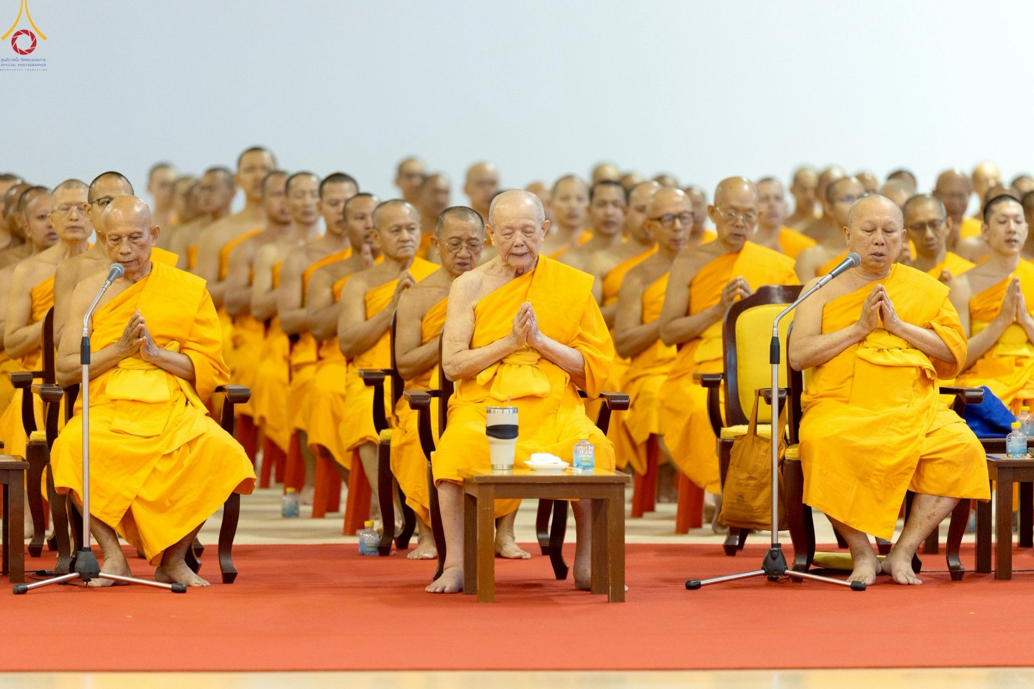 ภาพ No. 236014 : วันที่ 3 สิงหาคม พ.ศ. 2568 พิธีบูชาข้าวพระ ณ สภาธรรมกายสากล วัดพระธรรมกาย