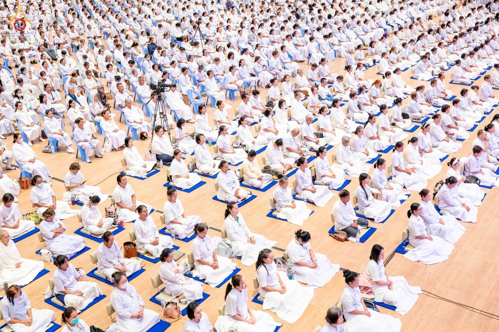 ภาพ No.344384:วันที่ 21-23 สิงหาคม พ.ศ. 2569 สัมมนารวมใจผู้นำบุญ บูชาธรรม 82 ปี หลวงพ่อธัมมชโย รุ่นที่ 1 กฐินสามัคคีทั่วไทย 30,000 วัด โครงการอุปสมบทบูชาธรรมมหาปูชนียาจารย์ 3,000 รูป  ณ ศูนย์ปฏิบัติธรรมเวิล์ดพีช วัลเล่ย์ จ.นครราชสีมา