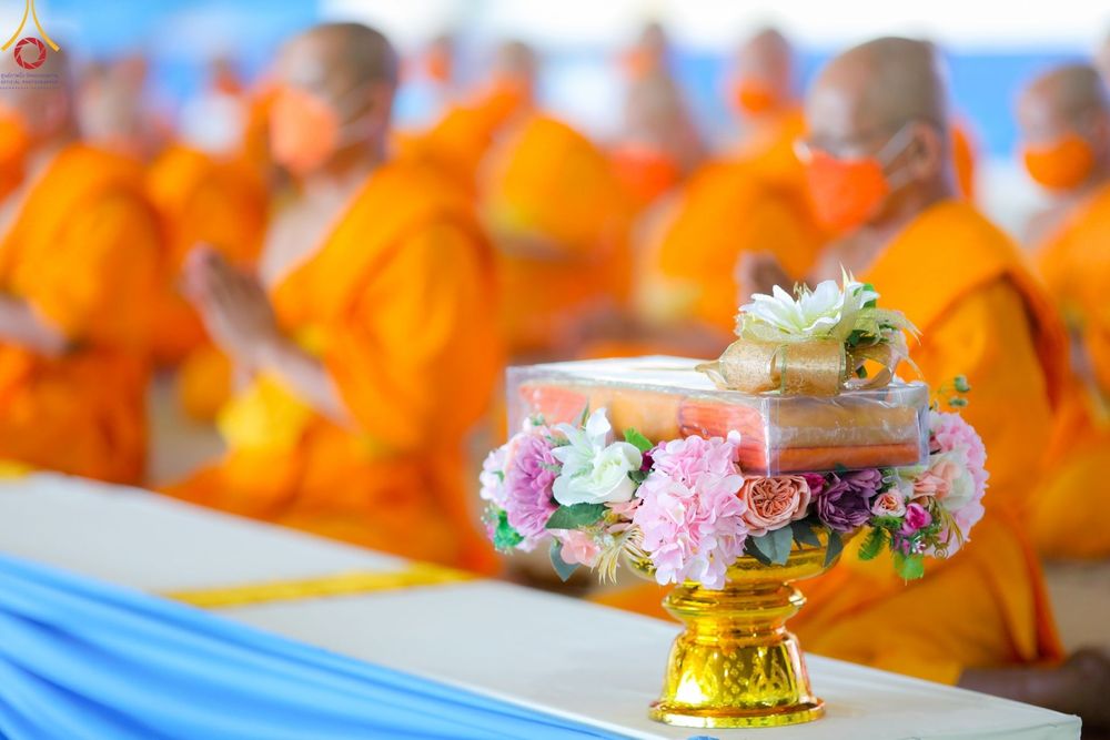 ภาพ No.51928:ประมวลภาพพิธีกฐินสัมฤทธิ์ ปีที่ 15 และกฐินสมทบ วัดกัลยาณมิตรทั้งภายในและต่างประเทศ ปีที่ 5