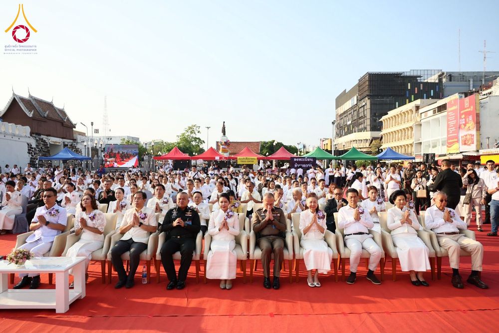 ภาพ No.312624:วันอาทิตย์ที่ 8 มีนาคม พ.ศ.2569 ทำบุญเมืองนครราชสีมา 558 ปี ตักบาตรพระ 10,000 รูป