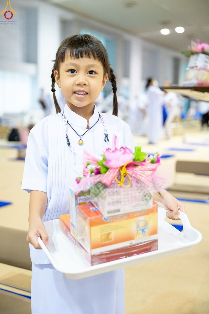 ภาพ No.85844:พิธีถวายคิลานเภสัชและอุปกรณ์การแพทย์ บูชาธรรมเนื่องในวันธรรมชัย วันที่ 19 สิงหาคม พ.ศ. 2566 ณ ห้องแก้วสารพัดนึก วัดพระธรรมกาย