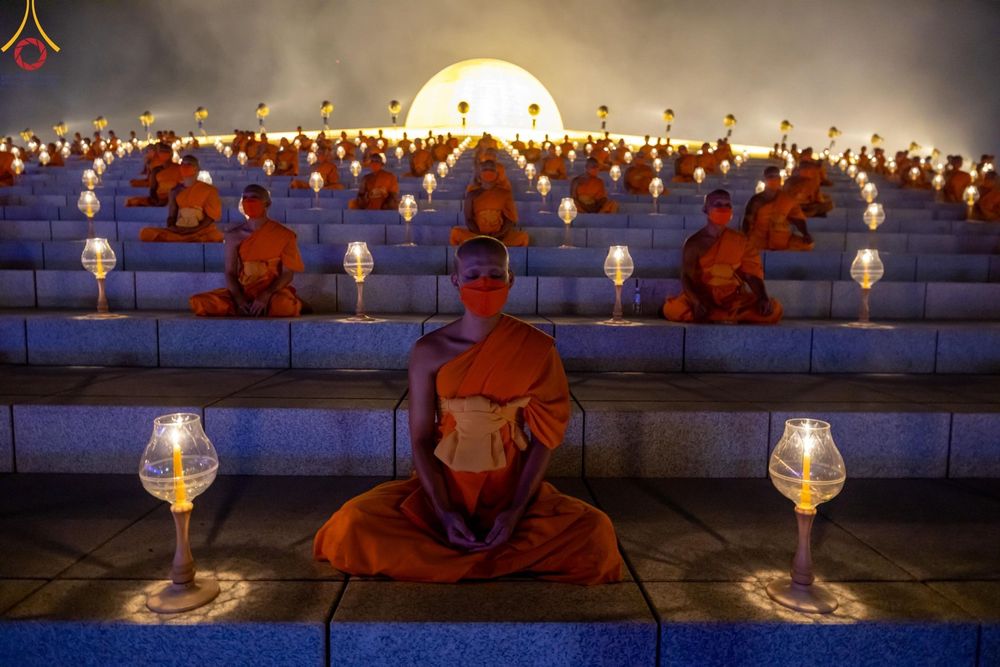 ภาพ No.125089:พิธีเวียนประทักษิณและจุดมาฆประทีป (ชุดที่ 2) ในวันมาฆบูชา เสาร์ที่ 24 กุมภาพันธ์ พ.ศ. 2567 ณ พระมหาธรรมกายเจดีย์ วัดพระธรรมกาย