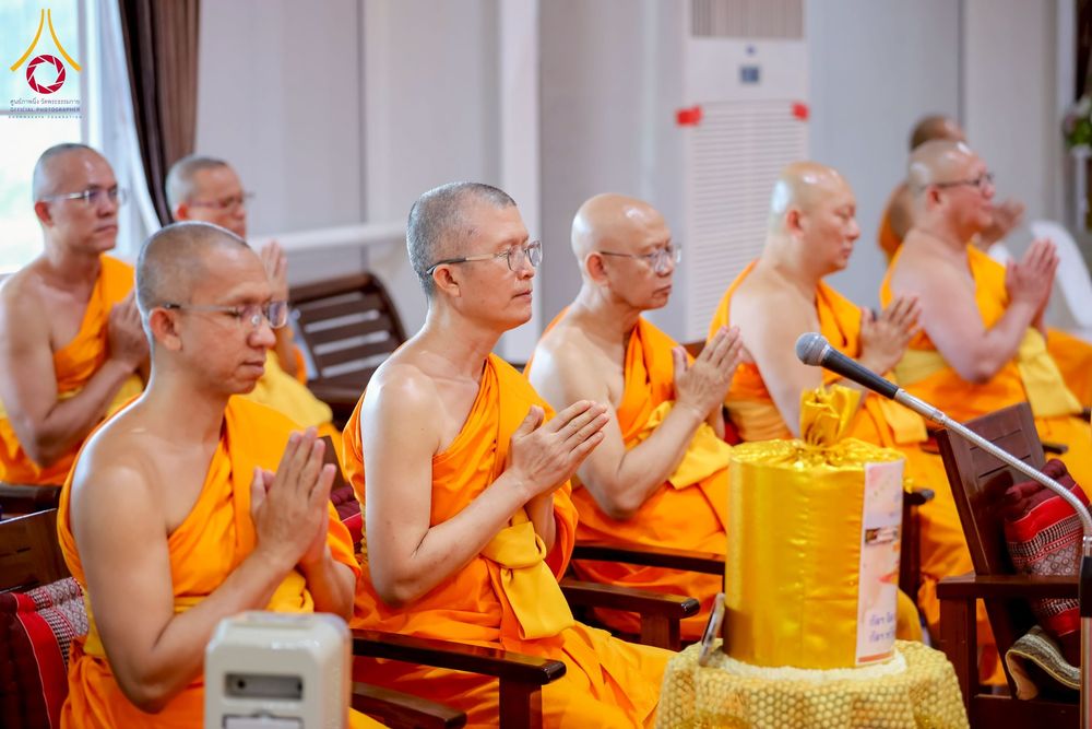 ภาพ No.255106:วันที่ 15 ตุลาคม พ.ศ. 2568 พิธีทอดกฐินสามัคคีประจำปี 2568 บูชาธรรม 81 ปี หลวงพ่อธัมมชโย ณ ศูนย์อบรมเยาวชนกาญจนบุรี