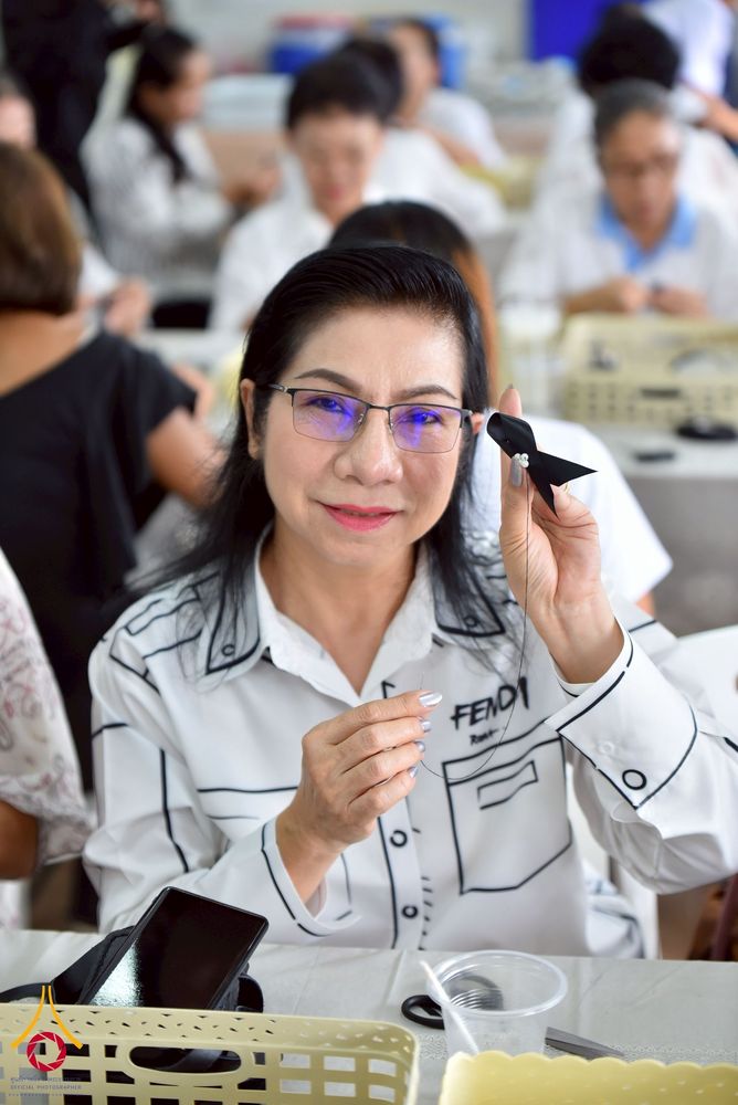 ภาพ No.267634:วันที่ 7 พฤศจิกายน พ.ศ. 2568 พสกนิกรอำเภอคลองหลวง รวมใจบำเพ็ญกุศลปัณรสมวาร (15 วัน) อุทิศถวายเป็นพระราชกุศลแด่ “สมเด็จพระพันปีหลวง” ณ วัดพระธรรมกาย