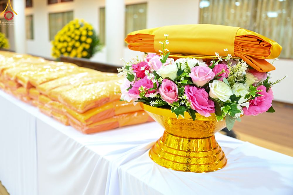 ภาพ No.46036:ประมวลภาพพิธีถวายพระบรมสารีริกธาตุ และบรรจุรัตนชาติเพื่อประดิษฐานเจดีย์ 3 แห่งในประเทศเวียดนาม พ.ศ. 2565