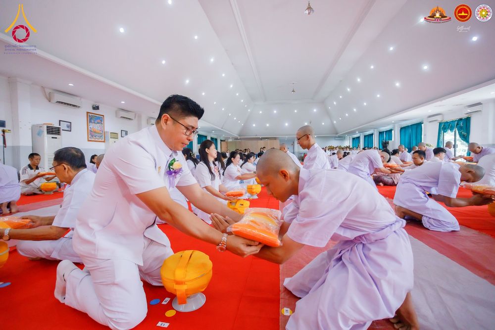 ภาพ No.283643:วันเสาร์ที่ 20 ธันวาคม  2568 พิธีบรรพชาสามเณร ณ ประเทศอินโดนีเซีย