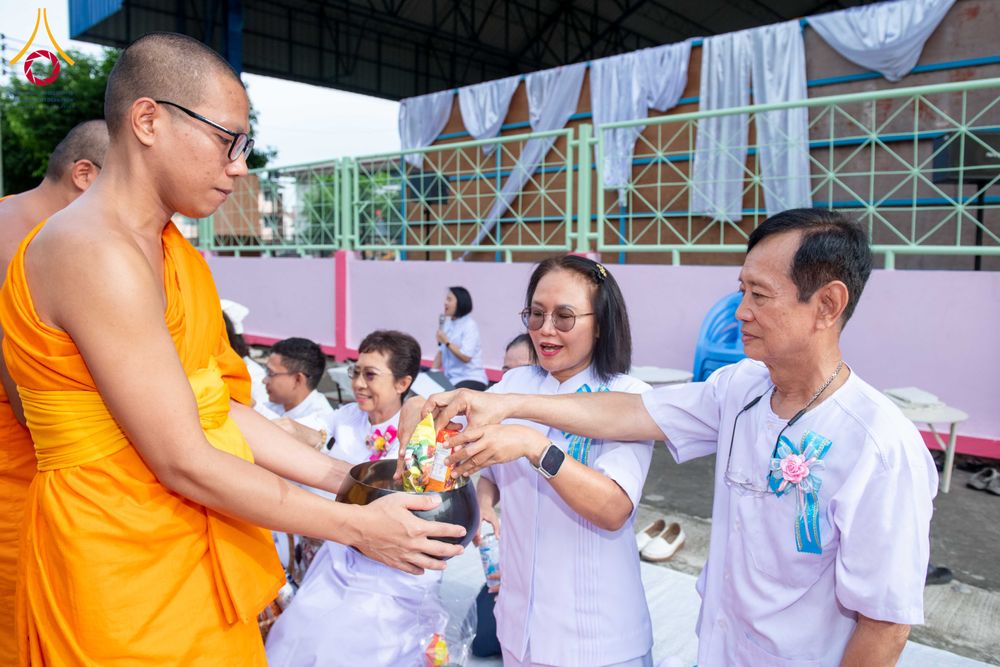 ภาพ No.342567:วันที่ 5 สิงหาคม พ.ศ. 2569  กิจกรรมตักบาตรโครงการรักความดี เพื่อเผยแผ่งานพระพุทธศาสนา  ศูนย์คมนาคม วัดพระธรรมกาย ณ โรงเรียนสังข์อ่ำ อ.คลองหลวง จ.ปทุมธานี