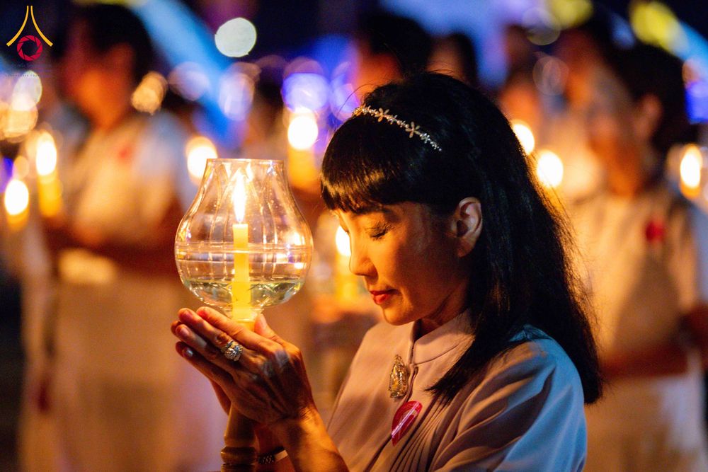 ภาพ No.312337:วันอังคารที่ 3 มีนาคม พ.ศ.2569 พิธีเวียนประทักษิณและจุดมาฆประทีป (ภาพชุดที่ 2) ณ ลานธรรมพระมหาธรรมกายเจดีย์ วัดพระธรรมกาย