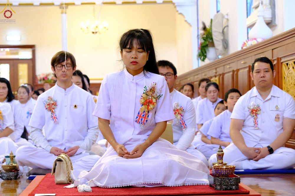ภาพ No.54736:ประมวลภาพพิธีทอดกฐิน ณ วัดพระธรรมกายนิวคาสเซิล ประเทศอังกฤษ  (วันที่ 30 ตุลาคม พ.ศ. 2565)