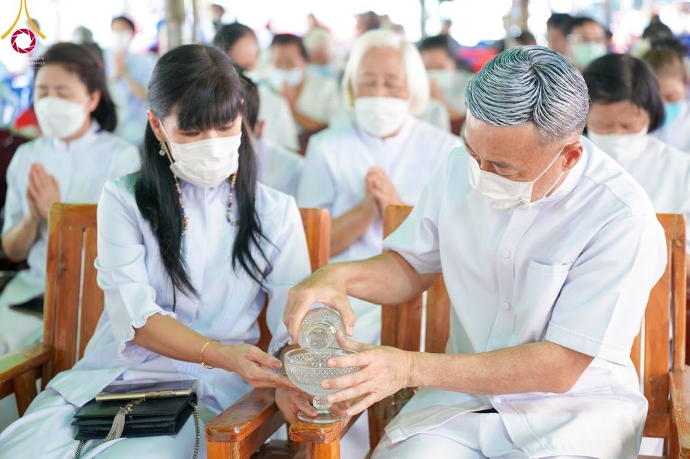 ภาพ No.56498:ประมวลภาพพิธีทอดกฐินสามัคคี ณ วัดปากน้ำ(สวนโมกข์ธรรม) อ.เมือง จ.เพชรบูรณ์