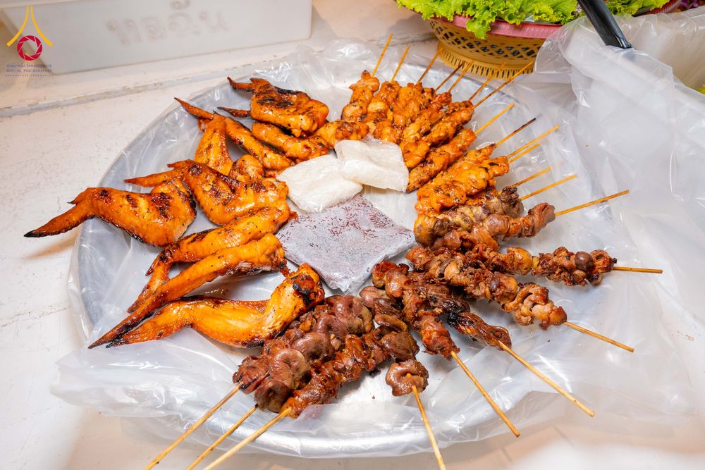 ภาพ No.303632:วันที่ 27 มกราคม พ.ศ. 2569 พิธีถวายภัตตาหารเป็นสังฆทาน แด่พระธรรมยาตรา ณ วัดพระธรรมกาย  จังหวัดปทุมธานี ในโครงการธรรมยาตรา กตัญญูบูชา มหาปูชนียาจารย์ พระมงคลเทพมุนี(สด จนฺทสโร) พระผู้ปราบมาร อนุสรณ์สถาน 7 แห่ง ปีที่ 14