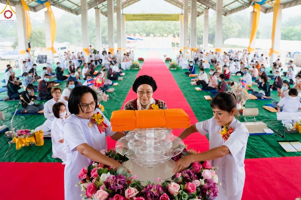 ภาพ No.53683:ประมวลภาพพิธีทอดกฐินเพื่อสร้างอาคารปฏิบัติธรรม ณ ธุดงคสถานเขาย้อย จ.เพชรบุรี (วันที่ 16 ตุลาคม พ.ศ. 2565)