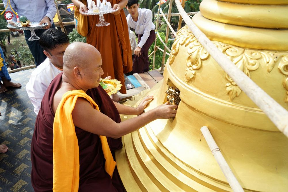 ภาพ No.57381:ประมวลภาพพิธีประดิษฐานพระบรมสารีริกธาตุพระเจดีย์ราชาธิราชมุนี ณ วัดอองเซยามิน ประเทศเมียนมาร์