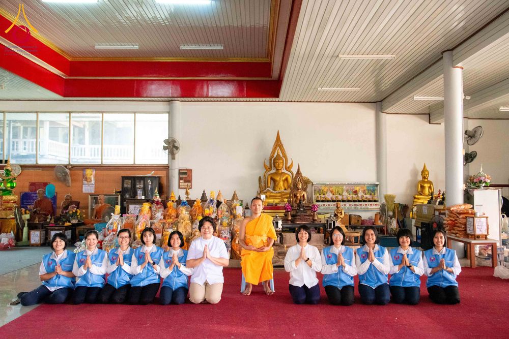 ภาพ No.305193:วันที่ 28 มกราคม พ.ศ. 2569 พิธีทอดผ้าป่าทำนุบำรุงศาสนสถาน ณ วัดเกิดการอุดม อ.คลองหลวง จ.ปทุมธานี ในโครงการธรรมยาตรา กตัญญูบูชา มหาปูชนียาจารย์ พระมงคลเทพมุนี(สด จนฺทสโร) พระผู้ปราบมาร อนุสรณ์สถาน 7 แห่ง ปีที่ 14