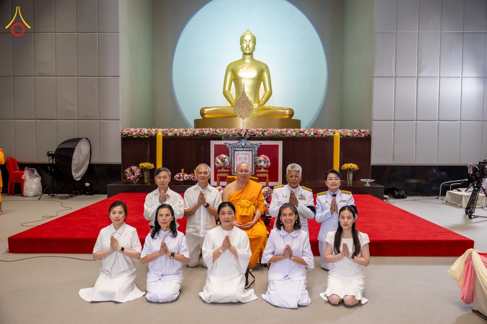 ภาพ No.332395:วันเสาร์ที่ 6 มิถุนายน พ.ศ.2569 พิธีต้อนรับสัญญาบัตร พัดยศ พระราชภาวนาวชิรวิเทศ วิ. ณ อุโบสถพระไตรปิฏก วัดพระธรรมกาย