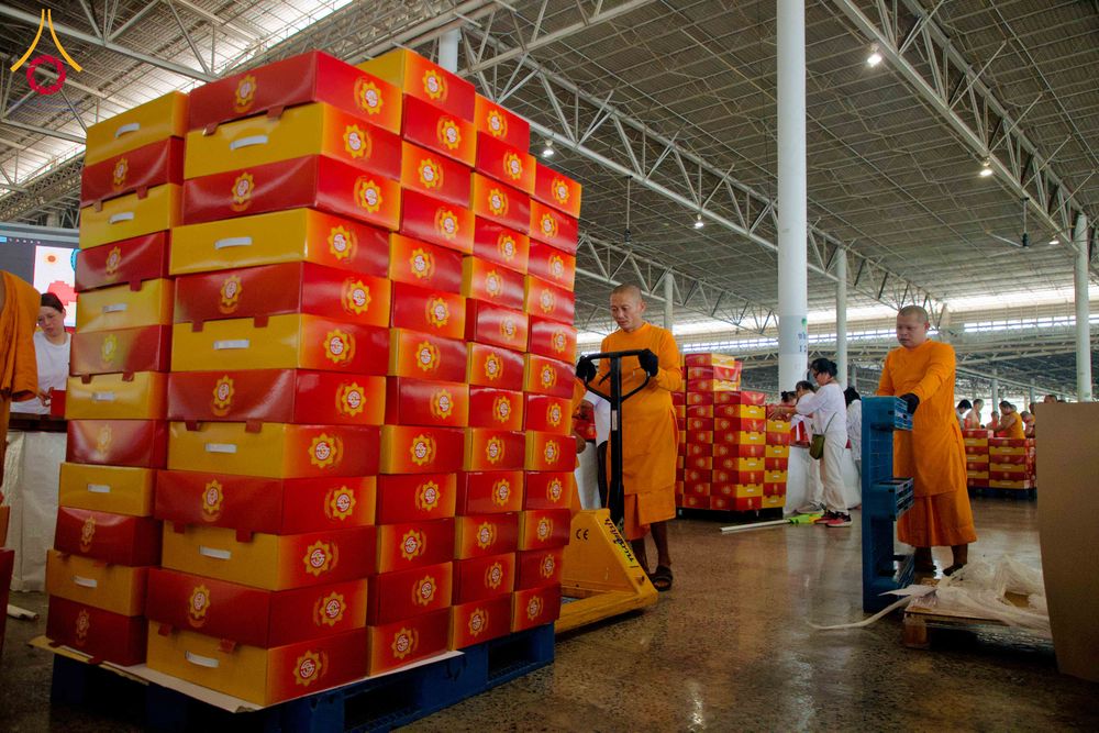 ภาพ No.315942:วันที่ 24 - 27 มีนาคม พ.ศ.2569 การเตรียมงานมหาสังฆทาน 40,000 กว่าวัดทั่วไทย วันคุ้มครองโลก 22 เมษายน พ.ศ.2569