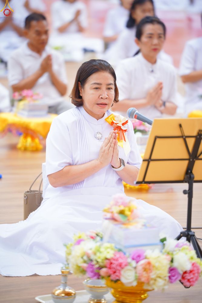 ภาพ No.329042:วันอาทิตย์ที่ 17 พฤษภาคม พ.ศ.2569 พิธีร่วมบุญการศึกษาพระภิกษุสามเณร (หนังสือบาลี นักธรรม ทางก้าวหน้า World-Pec) ณ ห้องแก้วสารพัดนึก 2 วัดพระธรรมกาย