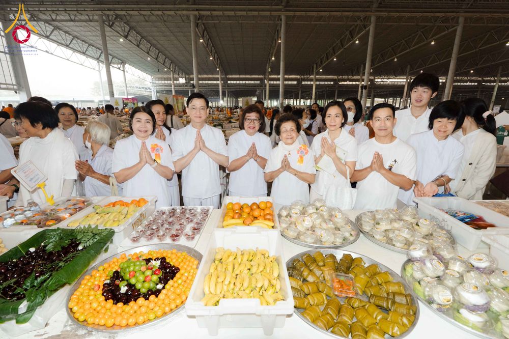 ภาพ No.306974:วันที่ 31 มกราคม พ.ศ. 2569 พิธีถวายภัตตาหารเป็นสังฆทาน แด่พระธรรมยาตรา ณ วัดพระธรรมกาย  จังหวัดปทุมธานี ในโครงการธรรมยาตรา กตัญญูบูชา มหาปูชนียาจารย์ พระมงคลเทพมุนี(สด จนฺทสโร) พระผู้ปราบมาร อนุสรณ์สถาน 7 แห่ง ปีที่ 14