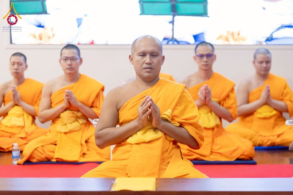 ภาพ No.275001:วันอาทิตย์ที่ 30 พฤศจิกายน พ.ศ. 2568 พิธีทอดผ้าป่า "สร้างองค์พระเจดีย์เพื่อสร้างสันติภาพโลก" ณ ศูนย์ปฏิบัติธรรมระยอง (บ้านช่องลม)