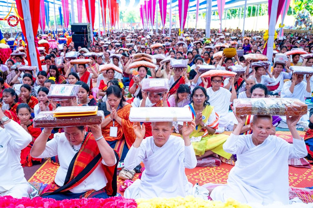 ภาพ No.176231:พิธีทอดกฐินสมทบ โดยมูลนิธิธรรมกาย ในนามหลวงพ่อธัมมชโย ณ วัดสัทธนารามา บานา วิหาร เมืองไดยุน รัฐอรุนาจาลประเทศ ประเทศอินเดีย วันที่ 15 พฤศจิกายน พ.ศ. 2567