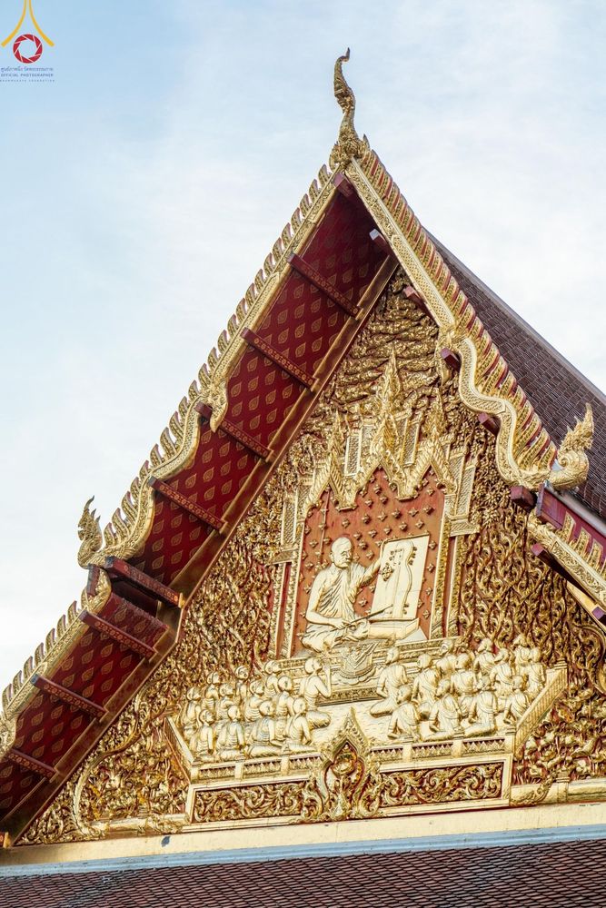 ภาพ No.201628:พิธีจุดประทีปถวายเป็นพุทธบูชา และบูชาธรรมมหาปูชนียาจารย์ ณ อาคารธรรมยาตรา กตัญญูบูชามหาปูชนียาจารย์ ตรงข้ามวัดปากน้ำภาษีเจริญ จ.กรุงเทพมหานคร ในโครงการธรรมยาตรา กตัญญูบูชา มหาปูชนียาจารย์ พระมงคลเทพมุนี(สด จนฺทสโร) พระผู้ปราบมาร อนุสรณ์สถาน 7 แห่ง