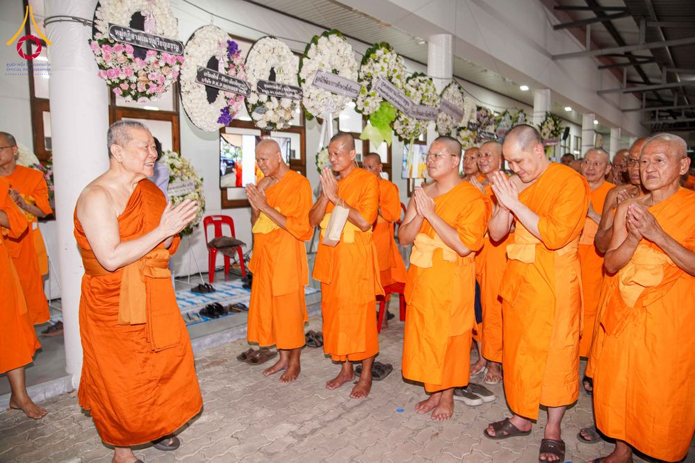 ภาพ No.315197:วันจันทร์ที่ 23 มีนาคม พ.ศ. 2569 พิธีบำเพ็ญกุศล คุณพ่อณรงค์ จินตมากุล  สิริอายุ 99 ปี 11 เดือน โยมบิดา พระครูปลัดรัตนวีรวัฒน์ (รังสฤษดิ์ อิทฺธิจินตโก) ที่ปรึกษาเจ้าคณะจังหวัดปทุมธานี เจ้าอาวาสวัดพระธรรมกาย  ณ ห้องปลูกศรัทธา 2 วัดพระธรรมกาย ปทุมธานี