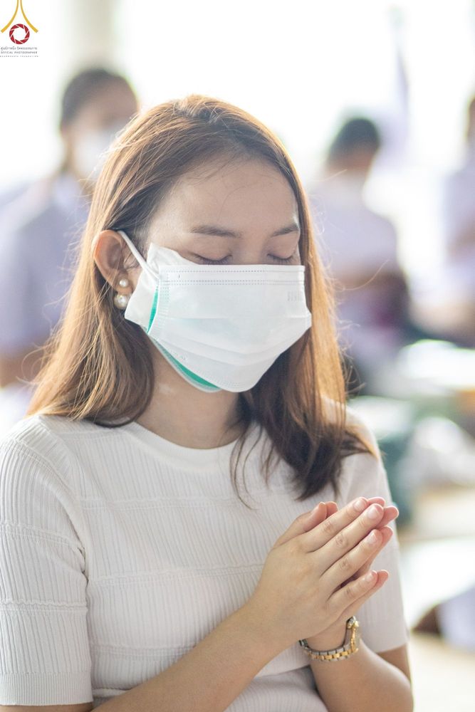 ภาพ No.48187:ประมวลภาพพิธีถวายผ้าอาบน้ำฝน และประทีปโคมไฟ เนื่องในวันอาสาฬหบูชา ประจำปี 2565