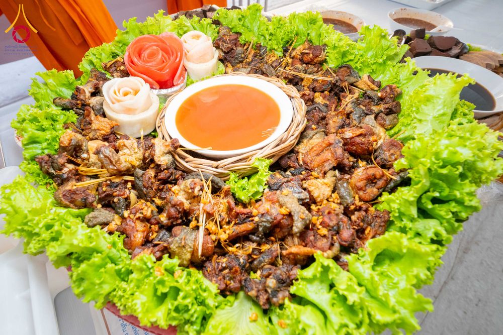 ภาพ No.301136:วันที่ 23 มกราคม พ.ศ. 2569 พิธีถวายภัตตาหารเป็นสังฆทาน แด่พระธรรมยาตรา ณ อนุสรณ์สถานบางปลา วัดบางปลา อำเภอบางเลน จังหวัดนครปฐม ในโครงการธรรมยาตรา กตัญญูบูชา มหาปูชนียาจารย์ พระมงคลเทพมุนี(สด จนฺทสโร) พระผู้ปราบมาร อนุสรณ์สถาน 7 แห่ง ปีที่ 14