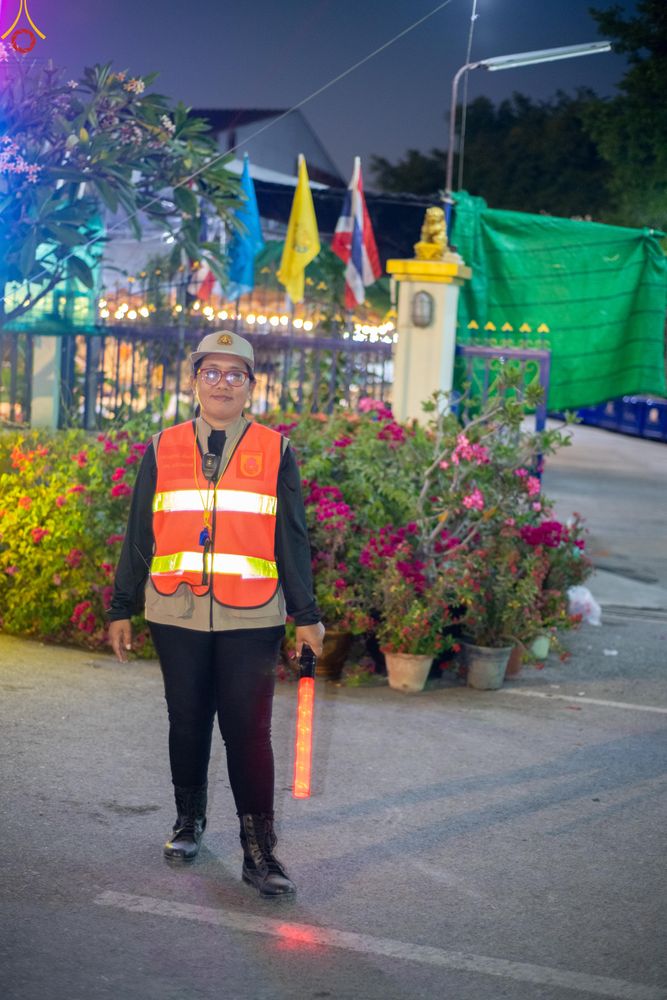 ภาพ No.301634:ภาพเบื้องหลังอาสาสมัครรวมใจ ชุดที่ 4 ในโครงการธรรมยาตรา กตัญญูบูชา มหาปูชนียาจารย์ พระมงคลเทพมุนี(สด จนฺทสโร) พระผู้ปราบมาร อนุสรณ์สถาน 7 แห่ง ปีที่ 14