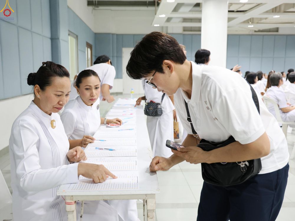 ภาพ No.319265:วันที่ 5 เมษายน พ.ศ.2569 ประชุมทีมงานลงทะเบียนพระสังฆาธิการ เพื่อพิธีถวายมหาสังฆทาน 40,000 กว่าวัดทั่วประเทศ จัดโดย กองต้อนรับพระกัลยาณมิตร วัดพระธรรมกาย