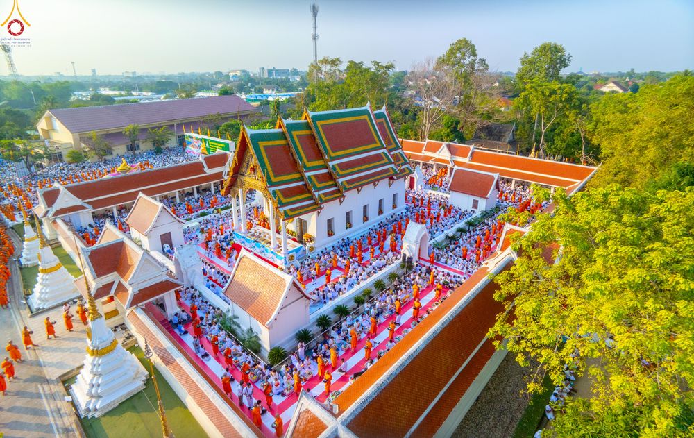 ภาพ No.297633:วันที่ 18 มกราคม พ.ศ. 2569 พิธีตักบาตรพระธรรมยาตรา ณ วัดโบสถ์บน ต.บางคูเวียง จ.นนทบุรี อนุสรณ์สถานลำดับที่ 4 สถานที่เกิดด้วยกายธรรม ในโครงการธรรมยาตรา กตัญญูบูชา มหาปูชนียาจารย์ พระมงคลเทพมุนี(สด จนฺทสโร) พระผู้ปราบมาร อนุสรณ์สถาน 7 แห่ง ปีที่ 14