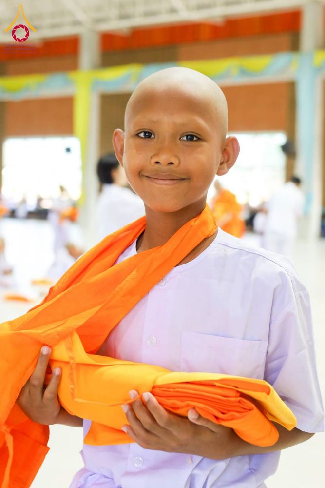 ภาพ No.317515:วันอาทิตย์ ที่ 29 มีนาคม พ.ศ.2569  พิธีปลงผม , พิธีขอขมามอบบาตรและผ้าไตร , พิธีบรรพชา ณ ศูนย์ปฏิบัติธรรมสมุทรปราการ จำนวน 42 รูป