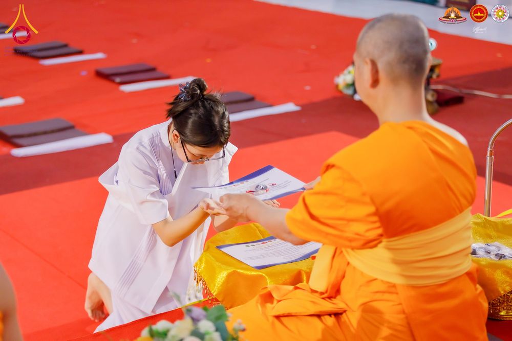 ภาพ No.282122:วันที่ 22 ธันวาคม พ.ศ.2568 พิธีปิดโครงการอบรมอุบาสิการุ่นที่ 1 อินโดนีเซีย