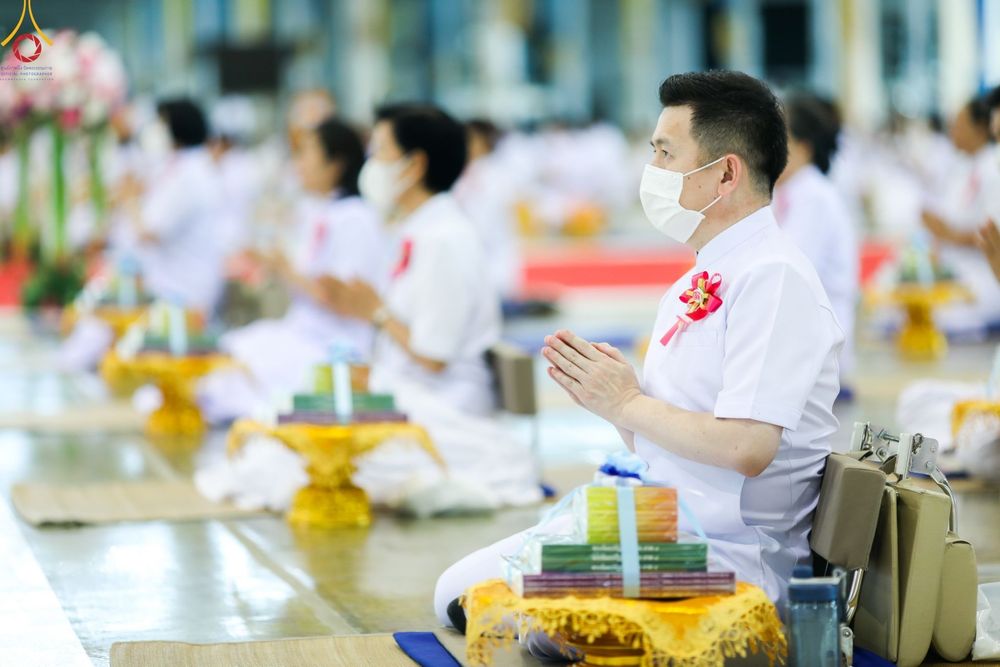 ภาพ No.88185:พิธีมุทิตาสักการะ เปรียญธรรม 9,6,3 และบาลีศึกษา 6,3  พิธีมอบดวงแก้วสามเณรทรงบาลีไวยากรณ์ วันอาทิตย์ 17 กันยายน พ.ศ. 2566 ณ สภาธรรมกายสากล วัดพระธรรมกาย