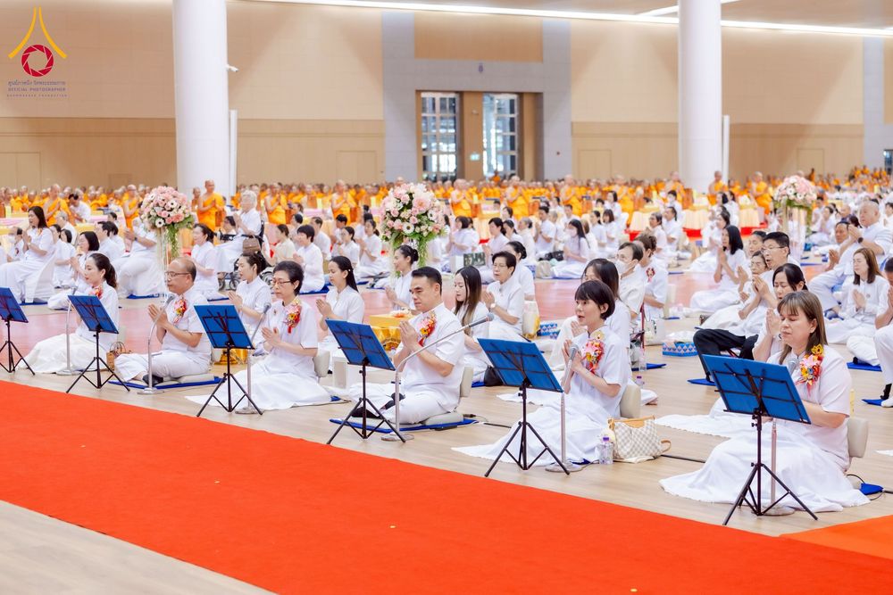 ภาพ No.272917:วันอาทิตย์ที่ 23 พฤศจิกายน พ.ศ.2568 พิธีมุทิตาสักการะ พระมหาเถระและพระเถระ ประจำปีพุทธศักราช 2568 ณ ห้องแก้วสารพัดนึก 2 สภาธรรมกายสากล  วัดพระธรรมกาย