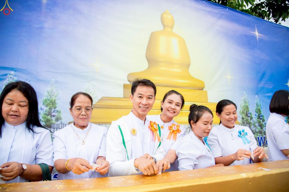 ภาพ No.261102:วันอังคารที่ 14 ตุลาคม พ.ศ. 2568 พิธีทอดกฐินสามัคคี "สร้างองค์พระเจดีย์เพื่อสร้างสันติภาพโลก" ขนาดหน้าตัก 10 เมตร ณ ศูนย์ปฏิบัติธรรมระยอง(บ้านช่องลม) ตำบลบางบุตร อำเภอบ้านค่าย จังหวัดระยอง