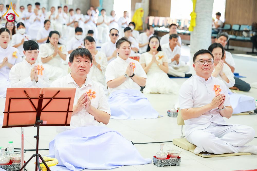 ภาพ No.315651:วันอาทิตย์ ที่ 22 มีนาคม พ.ศ. 2569 พิธีทอดผ้าป่าฉลองพระประธาน พิธีประดิษฐานพระบรมสารีริกธาตุในองค์พระประธาน พิธีจารึกชื่อบรรจุในแผ่นฌาน ณ ศูนย์ปฏิบัติธรรมสมุทรปราการ (บางบ่อ)