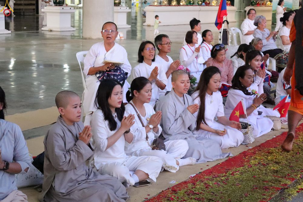 ภาพ No.287174:วันที่ 2 มกราคม พ.ศ.2569 พิธีต้อนรับพระธรรมยาตรา ครั้งที่ 1 (ภาพชุดที่ 2) ณ วัดพระธรรมกาย (วิหารหลวงปู่ - พระมหาธรรมกายเจดีย์)