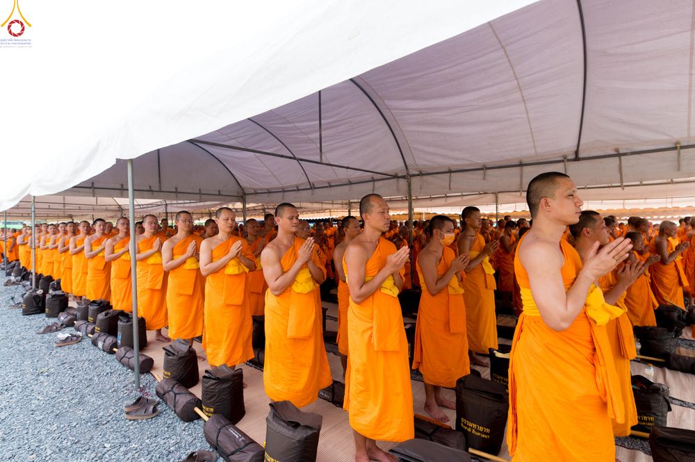 ภาพ No.294931:วันที่ 14 มกราคม พ.ศ. 2569 พิธีต้อนรับพระธรรมยาตรา อนุสรณ์สถานลำดับที่ 4  สถานที่เกิดด้วยกายธรรม ณ วัดโบสถ์บน ต.บางคูเวียง จ.นนทบุรี ในโครงการธรรมยาตรา กตัญญูบูชา มหาปูชนียาจารย์ พระมงคลเทพมุนี(สด จนฺทสโร) พระผู้ปราบมาร อนุสรณ์สถาน 7 แห่ง ปีที่ 14